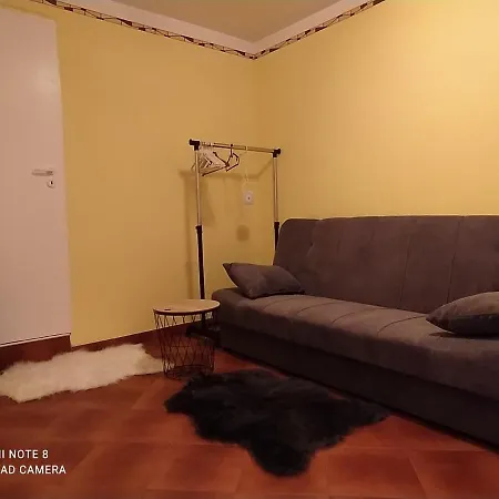 W Poblizu Energylandii - Ogrod Apartmán Radocza